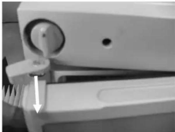 DOMETIC RF 60 - Changement du sens de l'ouverture - 4