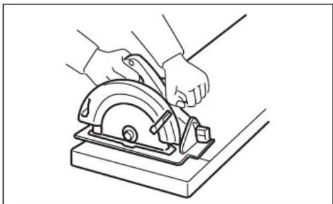 MAKITA HS6100 - Funktion af nederste beskyttesesskarm - 1