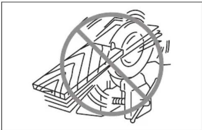 MAKITA HS6100 - Additional safety warnings - 3