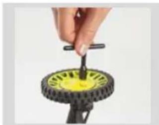 HAMA RACEMACHINE - Montage des roues - 4