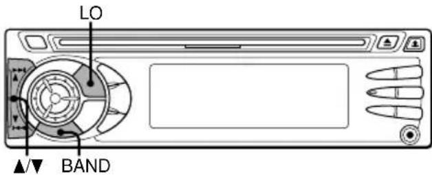AIWA CDCX227 - Tuning in to a station - 1