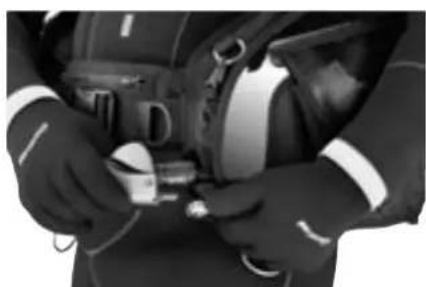 CRESSI Aquapro 5 - AVOID OVER INFLATING THE JACKET, AND ASCEND WITH A NEUTRAL BUOYANCY, CONTINUOUSLY ADJUSTING BUOYANCY. - 1