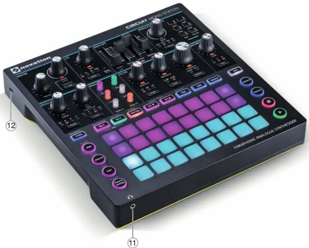 NOVATION Circuit Mono Station - Vues avant et de 3/4 - 1
