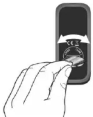 SONORO Stream SO410 - Inserting the battery in the remote control - 1