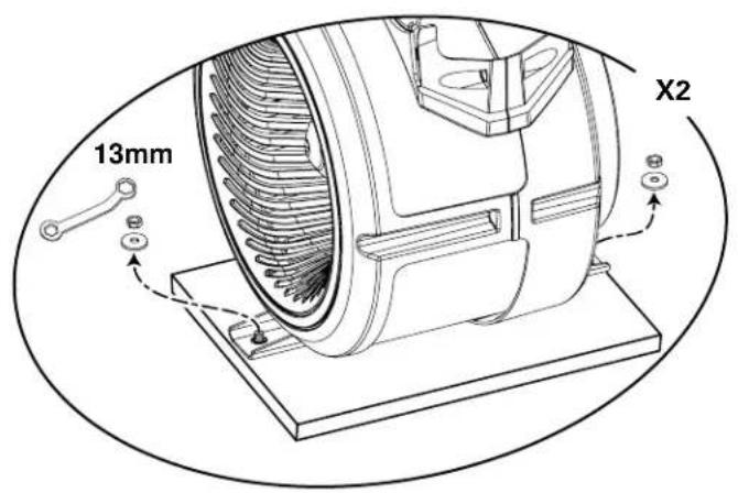 BOWFLEX Max Trainer M7i - Arrimez le rail au châssis, puis détachez le châssis de son plateau d'expédition - 3