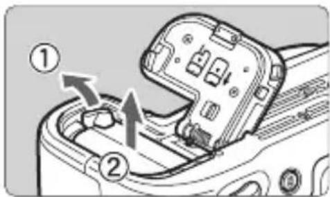 CANON EF 24105mm f4L IS II USM - Removing the Battery - 1