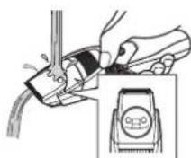 PANASONIC ERGB42 - Cleaning the trimmer - 1