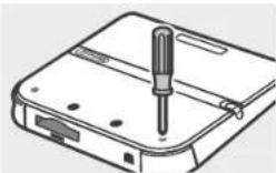 NINTENDO 2DS XL - Öffnen Sie die Batteriefachabdeckung - 1