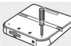 NINTENDO 2DS XL - Отвинтите крышку отсека аккумуляторной батареи - 1