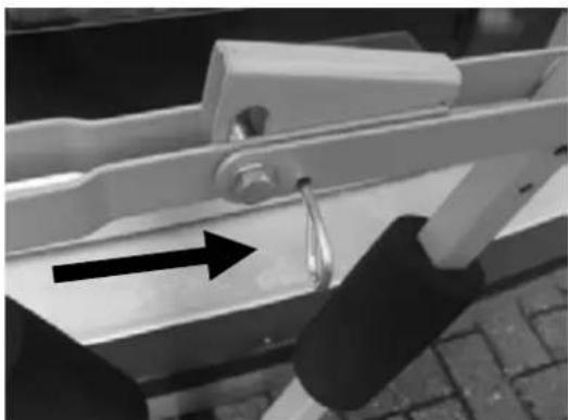 Pro-User Briljant - MOUNTING OF THE BIKE CARRIER ON THE CAR - 4