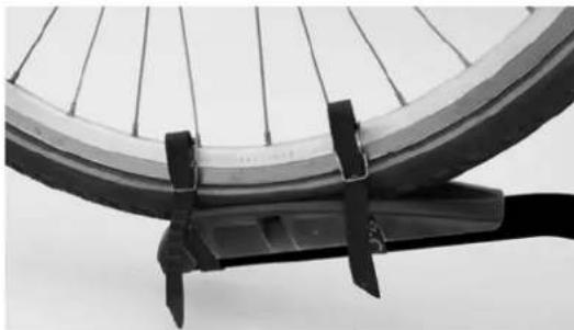 Pro-User Amber IV - INSTALLATION DES VÉLOS SUR LE PORTE-VÉLOS - 3