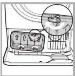 INDESIT IDC 75 B - Kondensatoreinheit - Es ist notwendig, die Flusen auf dem Kondensator jeden Monat zu entfernen. - 4