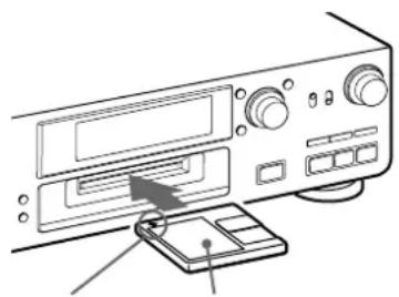 SONY MDSJB920 - Playing an MD - 2