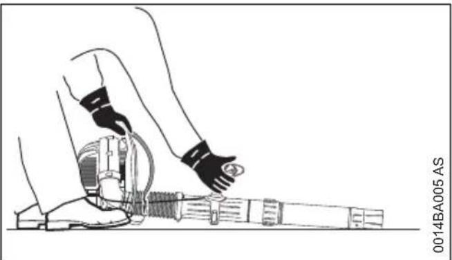 STIHL BR 450 C - Motor elektrisch starten (BR 450 C) - 1