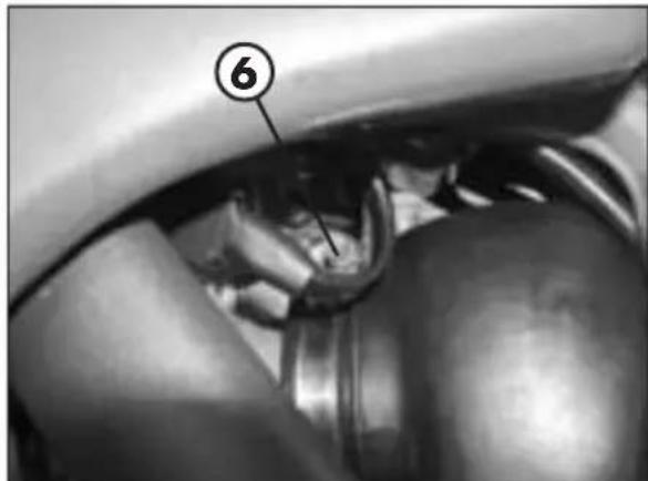 Beta RR 4T 400 (2008) - REPLACING THE EXHAUST-PIPE - 3