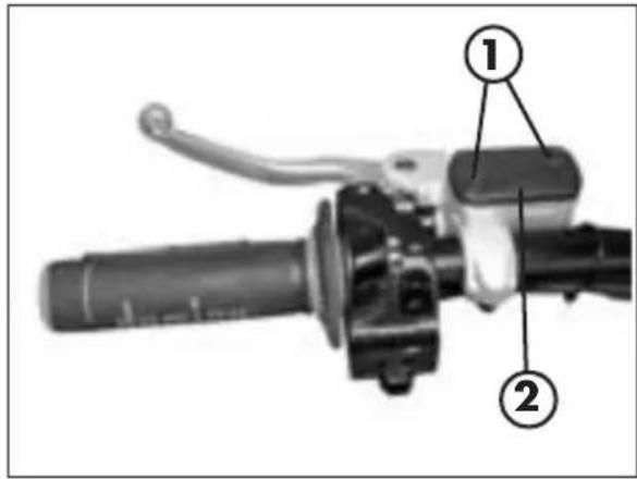 Beta RR 4T 400 (2008) - CONTROLE DU Niveau DE L'HUILE DE L'EMBRAYAGE HYDRAULIQUE - 1