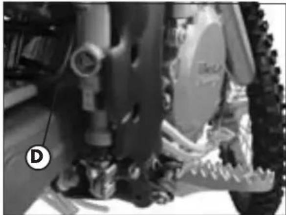 Beta RR 4T 400 (2008) - BLEEDING THE REAR BRAKE - 1
