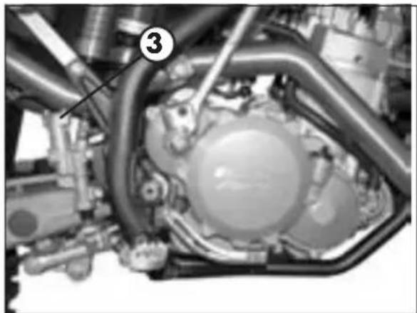 Beta RR 4T 400 (2008) - BLEEDING THE REAR BRAKE - 2