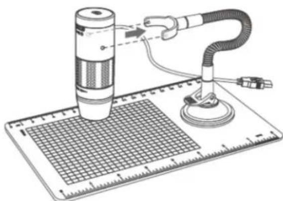 Reflecta DigiMicroscope Flex - Befestigung des Mikroskops am Stativ - 1