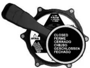 CLOSED FERME CERRADO CHUSO GESCHLOSSEN FECHADO