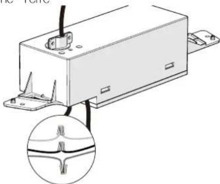 Furrion FACR15SABLAM - Risque de décharge électrique - 1