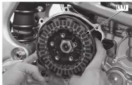 Honda CRF250R (2019) - Dépose des disques/plateaux d'embrayage - 5