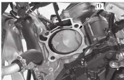 Honda CRF250R (2019) - Installation du cylindre - 1
