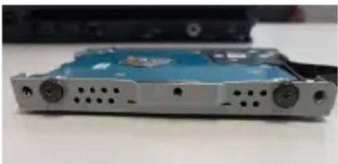 VERBATIM 70374 - Installation du SSD - 4