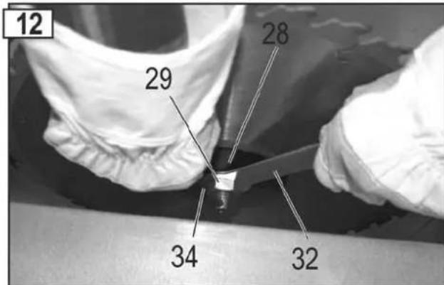 Lescha CBL 450 - Fureszlap csereje - 5