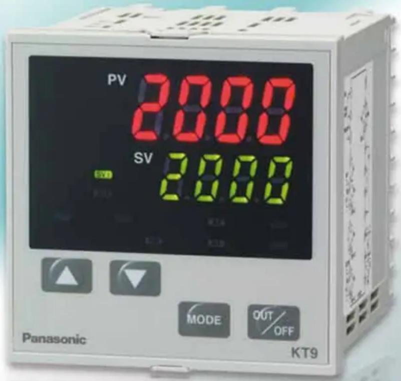 PANASONIC KT7 - Référence - 1