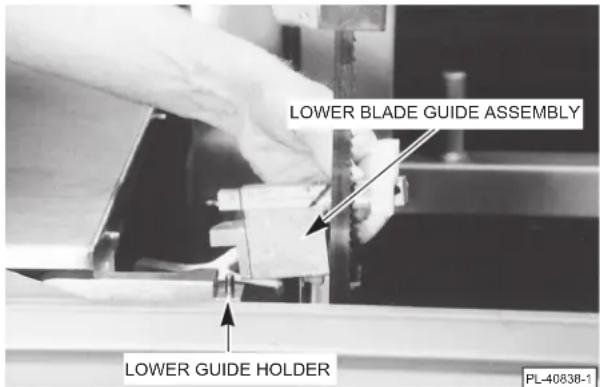 Hobart 6614 - LOWER BLADE GUIDE - 1