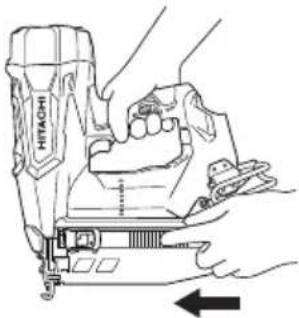 HITACHI NT1865DM - Accion de alimentacion de clavos! - 2