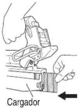 HITACHI NT1865DM - Accion de alimentacion de clavos! - 1