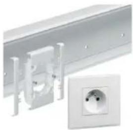 HAGER LFF71H0999016 - Support d'appareillage 45x45 mm - 1