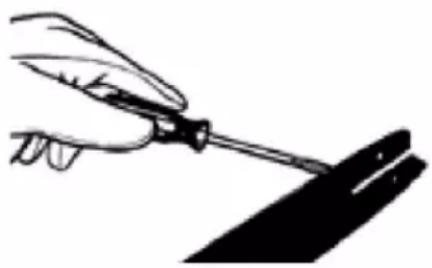 Greencut PP560L - PARALIMPIAR LOS RIELES DE LA BARRA GUIA - 1