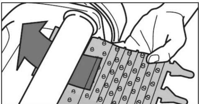 POLARIS PCX 868 - Replacing Brushes - 4
