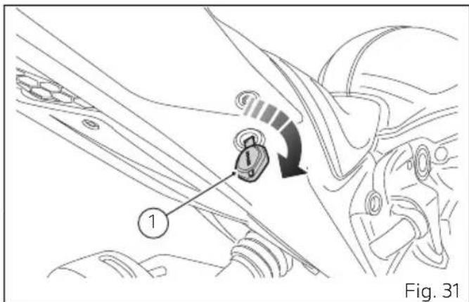 DUCATI Monster SP (2024) - Dépose et repose de la selle - 1