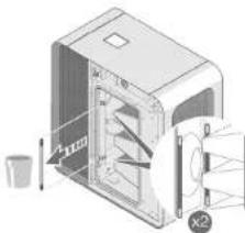 MANN+HUMMEL OurAir SQ 2500 - Replacing the light bulbs - 1