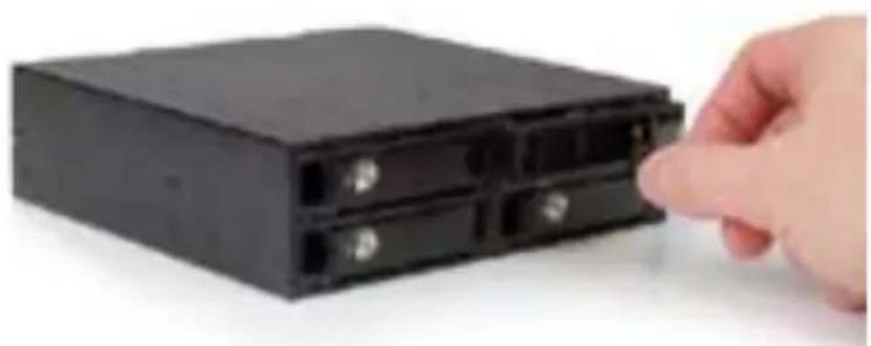 StarTech.com SATSASBP425 - HDDのインズトーリ手順 - 2