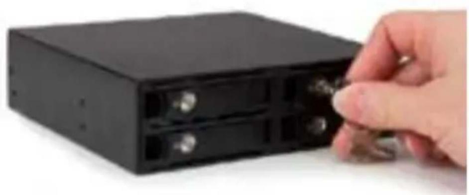 StarTech.com SATSASBP425 - HDDのインズトーリ手順 - 1