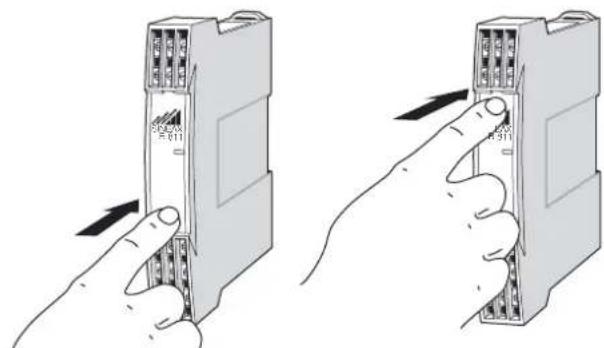Camille Bauer Sineax B811 - Exchanging frontplates - 1