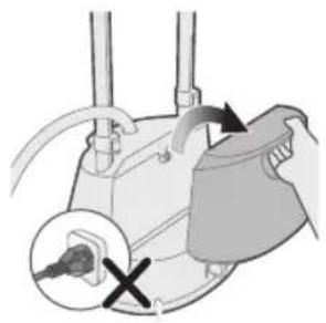 PHILIPS STE1010 - Mengisi tangki air - 1