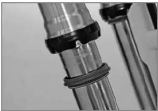 Sherco 450 SEF (2025) - CLEANING THE FORK DUST SEALS - 1
