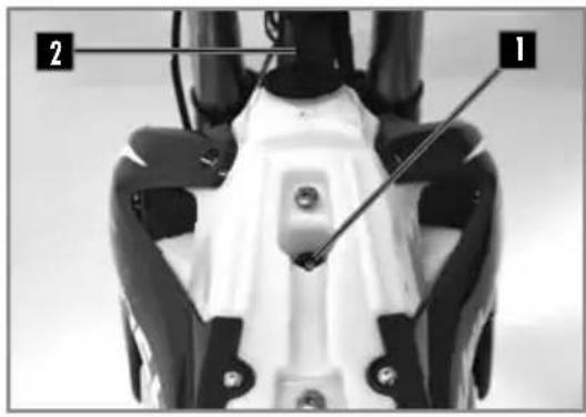 Sherco 450 SEF (2025) - REMOVING THE FUEL TANK - 1