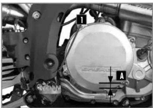 Sherco 450 SEF (2025) - CHECKING THE TRAVEL OF THE REAR BRAKE PEDAL - 1