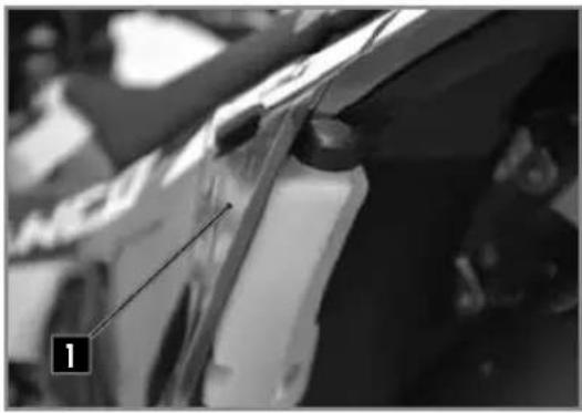 Sherco 450 SEF (2025) - VIDANGE DU LIQUIDE DE REFROIDISSEMENT - 1