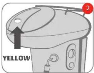 ILLY X8 - making cappuccino - 3