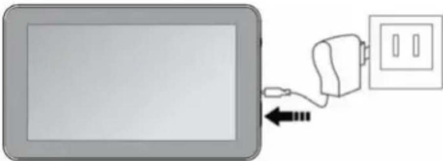 Trevi Mega 13.3 Q - Ricarica della batteria tramite alimentatore esterno. - 1