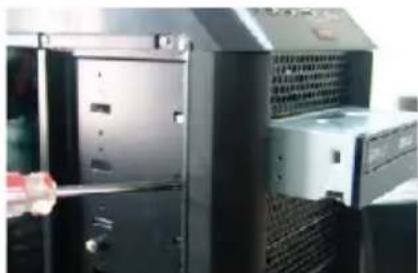ANTEC KTwelve HundredEU - Installation d'un périphérique externe de 5,25 pouces - 3