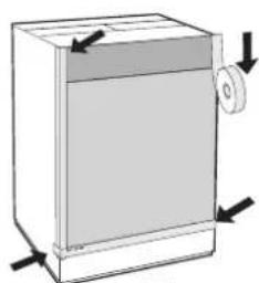 INDESIT IWME 127 - Application du panneau d'habillage en bois sur la porte et montage du machine à laver à l'intérieur des éléments: - 5